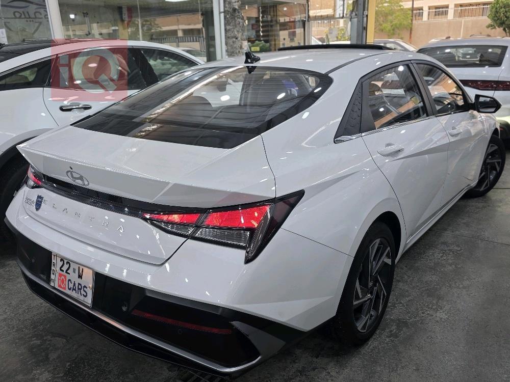 هيونداي النترا